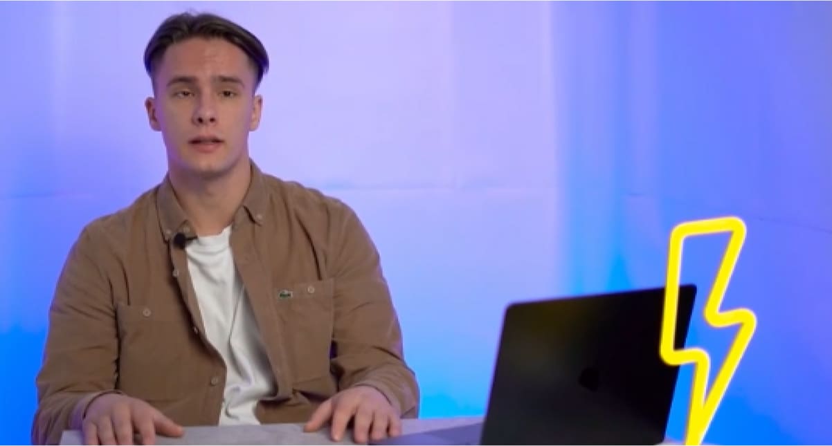 мужчина в кадре